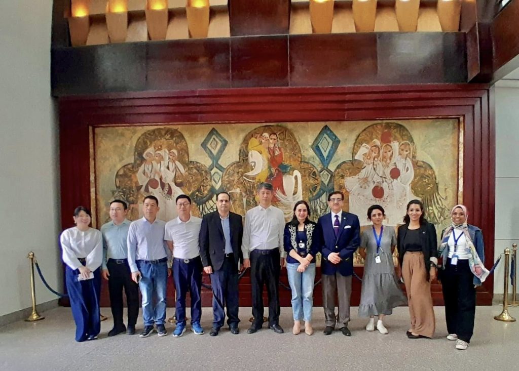 Visiting Nanjing University to MUST Central Library