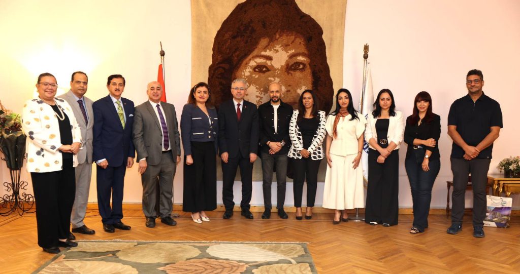 Visit of Prof. Ibrahim Aslan, Educational Counselor at the Embassy of Turkey in Cairo, to the Central Library